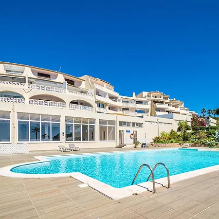 Beguest Aveiros View *